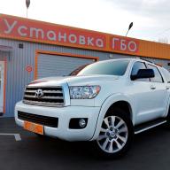 Встановлення ГБО 4 покоління KME Nevo на Toyota Sequoia 5.7 2012 р. в.
