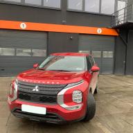 MITSUBISHI OUTLANDER 2024 року Гібрид, 2.4