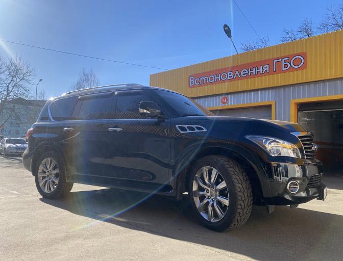 QX 56 5.6 2010