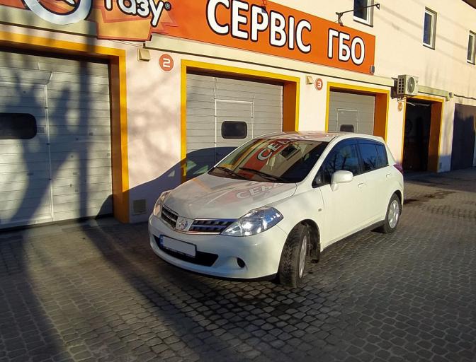 Tiida 1.5 2010