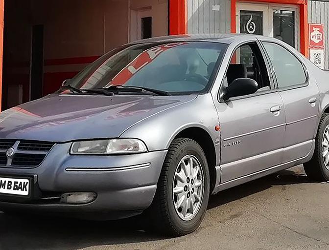 Stratus 2.0 1995
