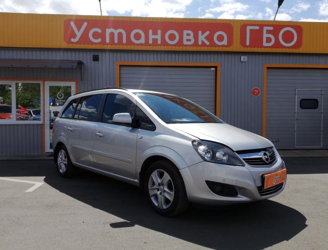 Zafira В 1.8 2013