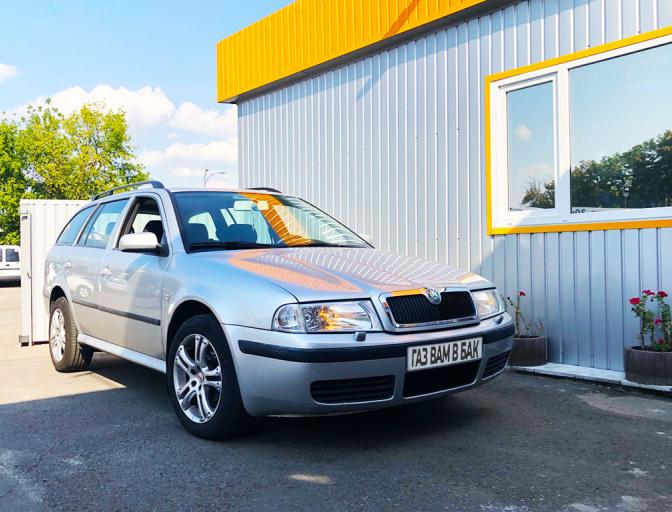 Octavia Tour 1.6 2004