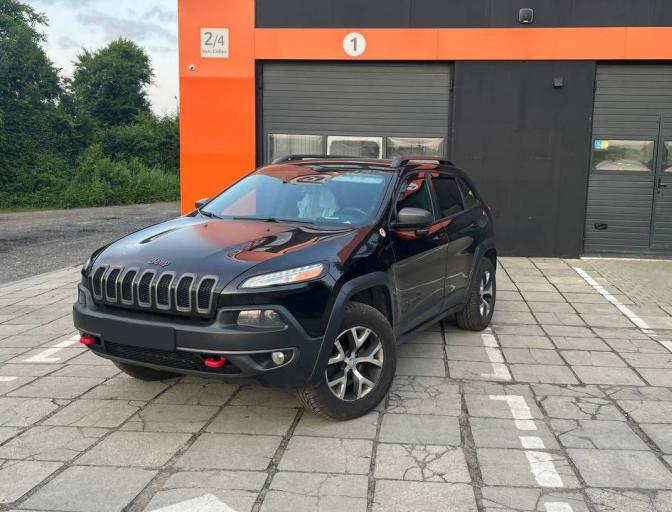 CHEROKEE 3.2 2013