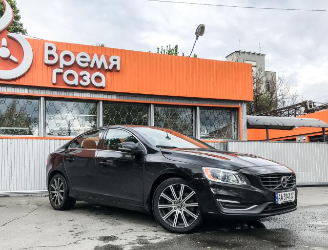 S60 2.5T 2013
