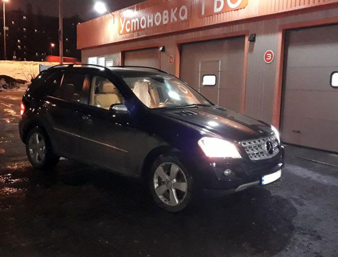 Установка ГБО 4 поколения Lovato OBDII на Mercedes ML350 3.5 2008 г. в. ML350 3.5 2008