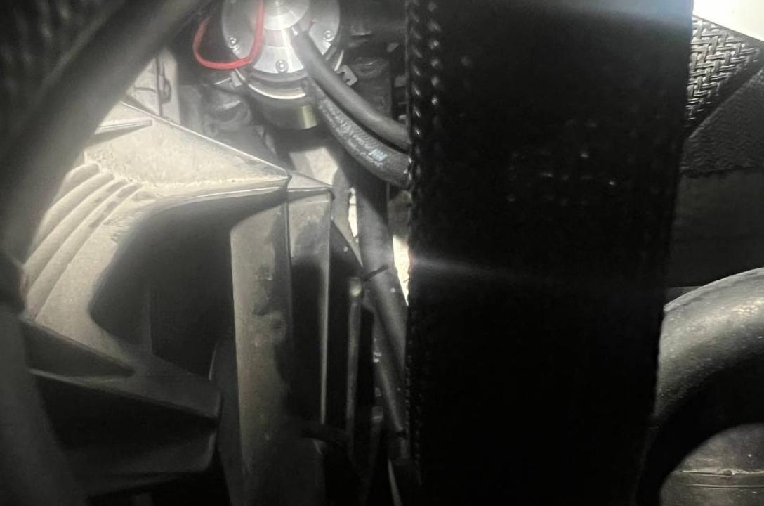 У даній конфігурації необхідний робочий тиск газу забезпечує найпотужніший газовий редуктор від MRC, - серії Power з електромагнітним клапаном LPG, і достатнім для такого двигуна запасом потужності до 350 к.с. За рахунок підвищеної п