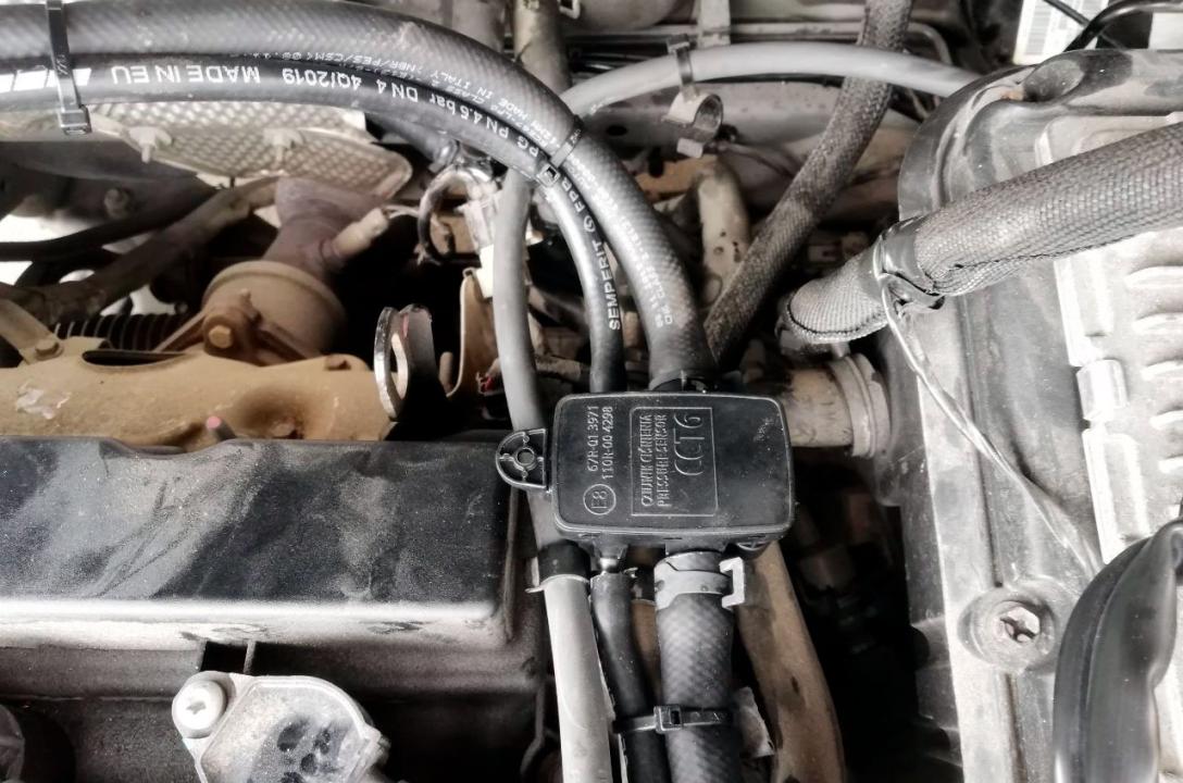 Датчик тиску газу