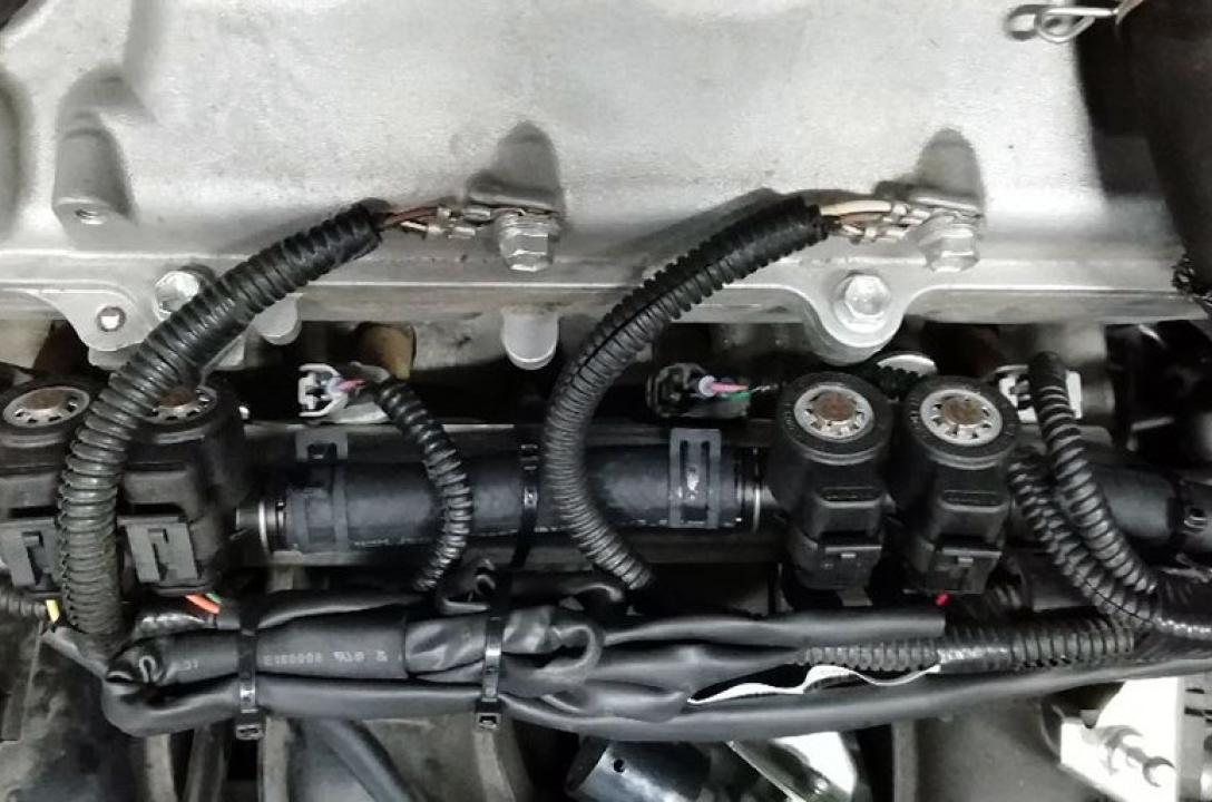 Високошвидкісні форсунки Lovato 2КР + Самозатисні хомут