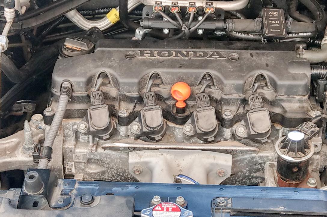 Так виглядає підкапотний простір Honda HR-V Sport 1.8 2019 після встановлення ГБО.
