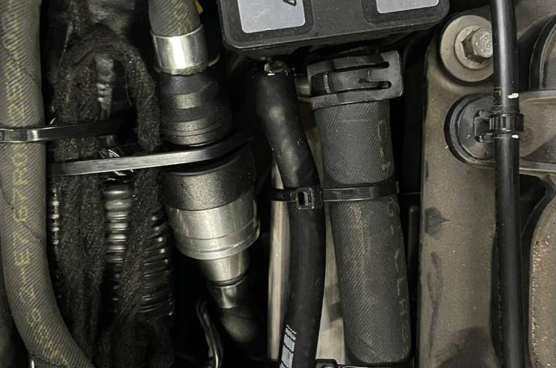 Високошвидкісні форсунки MRC RAPTOR забезпечують миттєве впорскування палива.