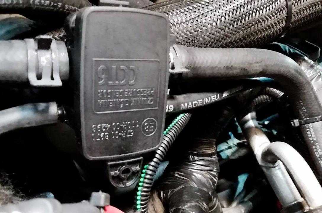 Датчик тиску газу + Самозатисні хомути