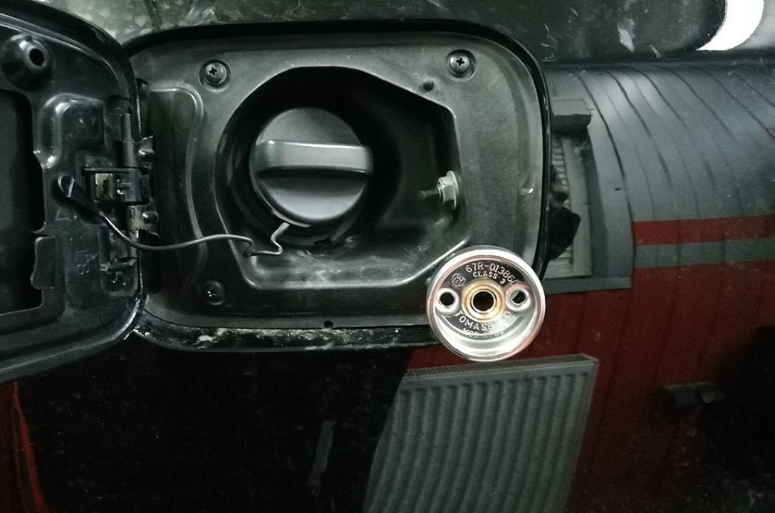 ВЗП в лючку бензобака