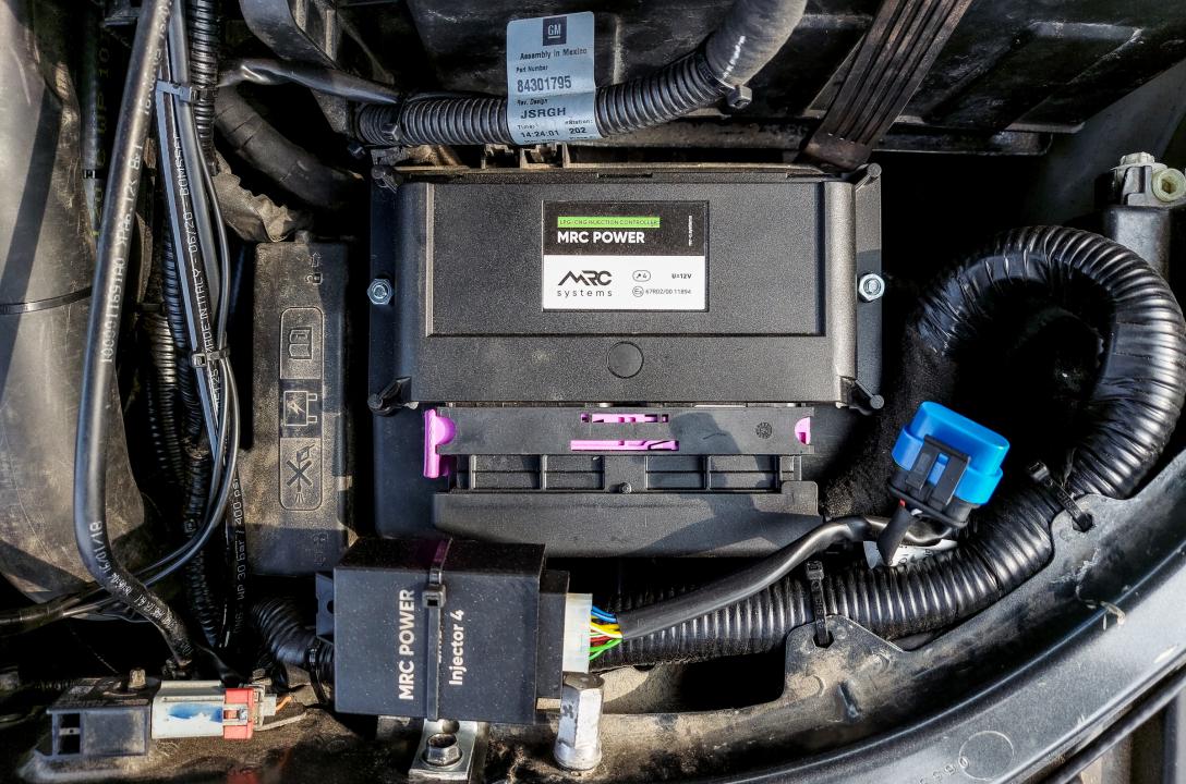 За керування роботою двигуна на газі, під капотом цього авто відповідає найтехнологічніший газовий блок управління MRC Power, розроблений спеціально для двигунів з безпосереднім упорскуванням палива, який підтримує повну інтеграцію з бензиновим блоком упр