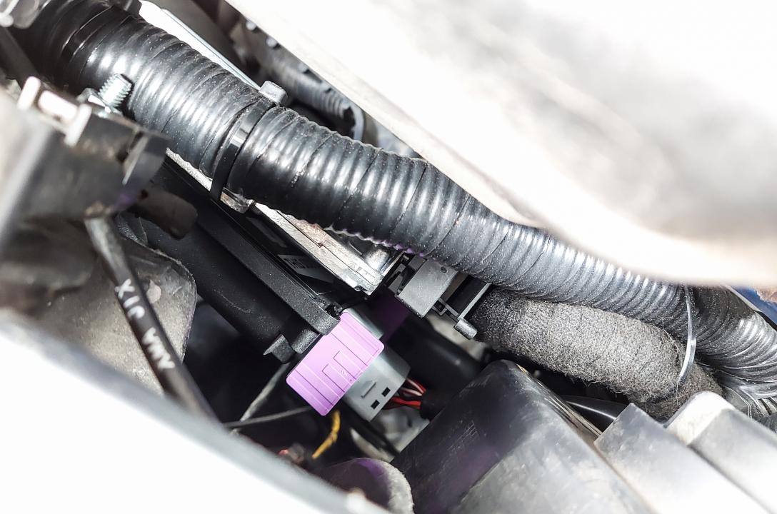 За керування роботою двигуна на газі, під капотом цього авто відповідає найтехнологічніший газовий блок управління MRC Power, розроблений спеціально для двигунів з безпосереднім упорскуванням палива, який підтримує повну інтеграцію з бензиновим блоком упр