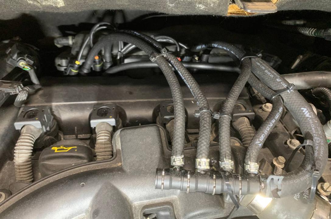 Високошвидкісні форсунки MRC Raptor забезпечують миттєве впорскування палива.