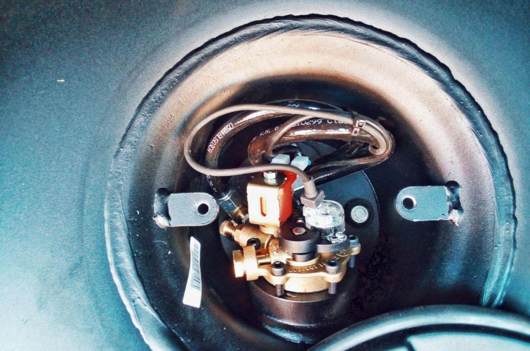 Мультиклапан євростандарту з котушкою