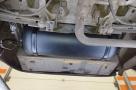 Газовий балон тут тороїдальної форми на 50л Tugra Makina, встановлений в ніші запасного колеса. У балоні встановлено мультиклапан євростандарту з багатоступеневим захистом.- мініатюра