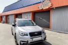 Общий вид подкапотного пространства Subaru Forester 2.5 2017 после установки ГБО. - миниатюра